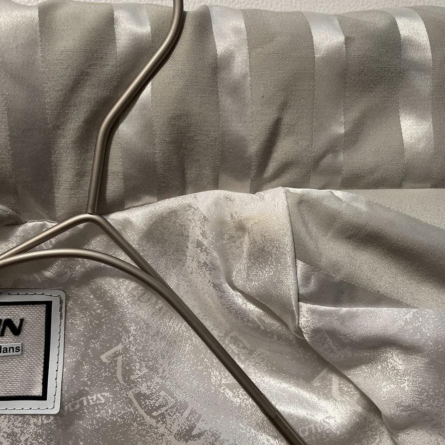 【yyyuuu】SALOMON　レディース スキーウェア上下 シルバー