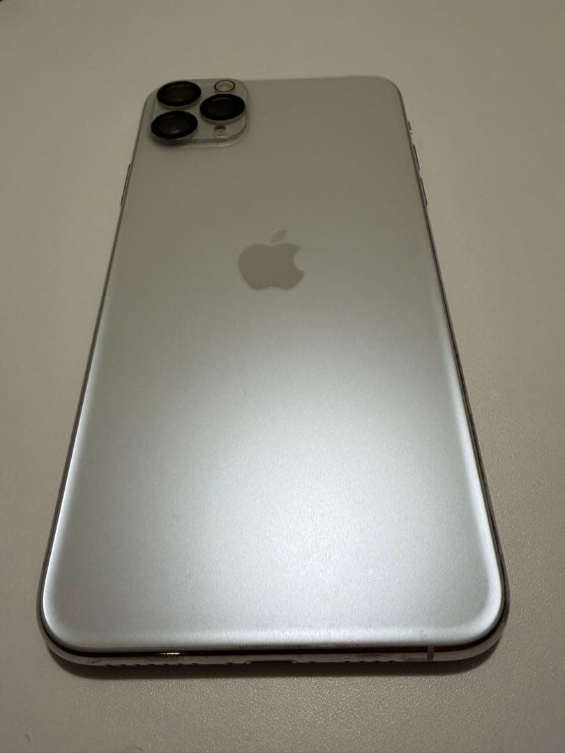 Apple iPhone 11 Pro Max シルバー 本体