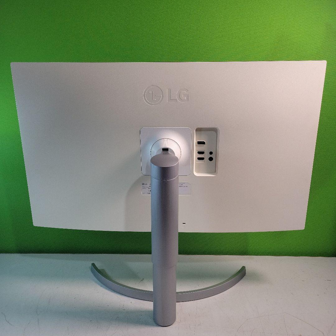 LGモニター32UN650-W 31.5インチ/4K 動作品