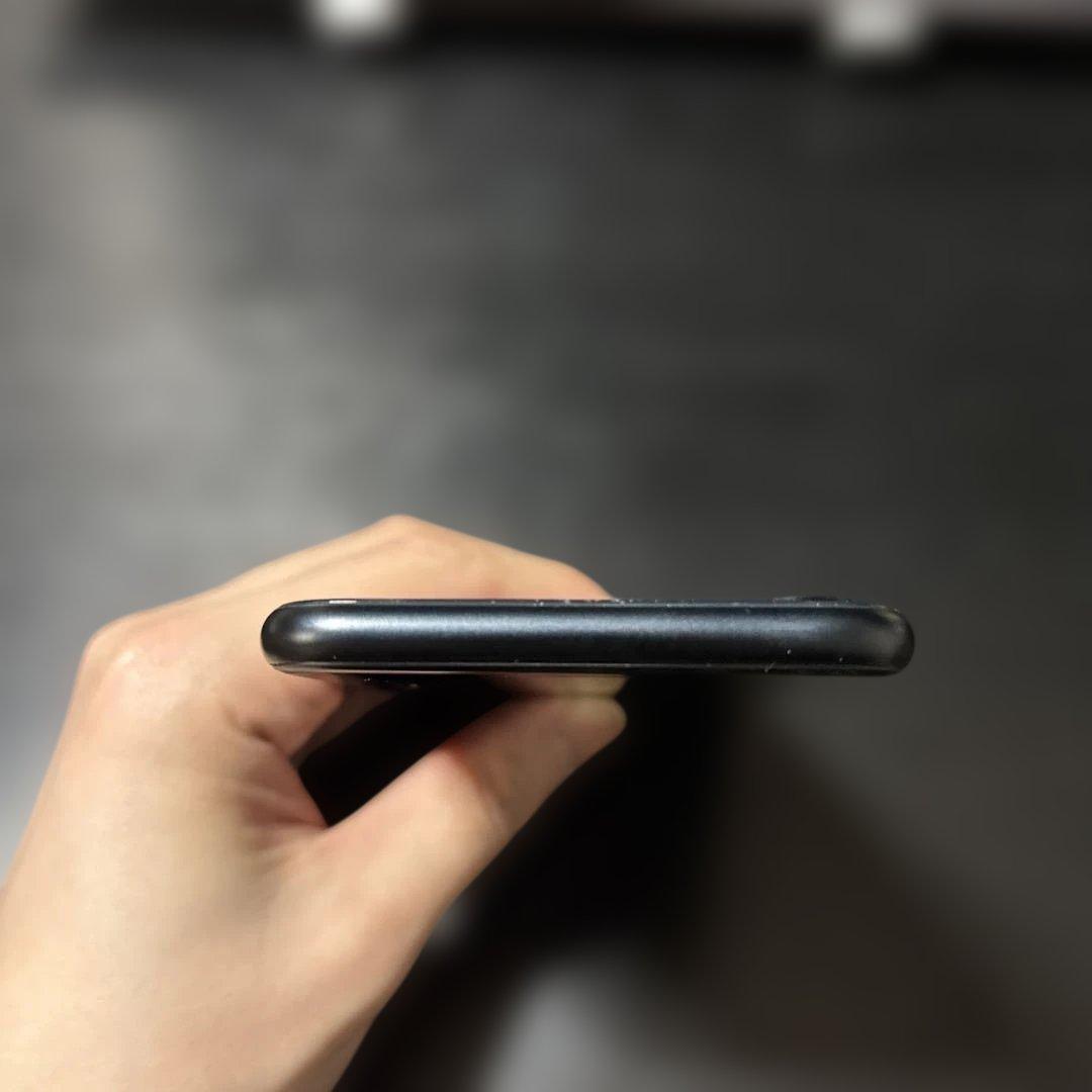 iPhone SE (第3世代) 256GBミッドナイト 箱有