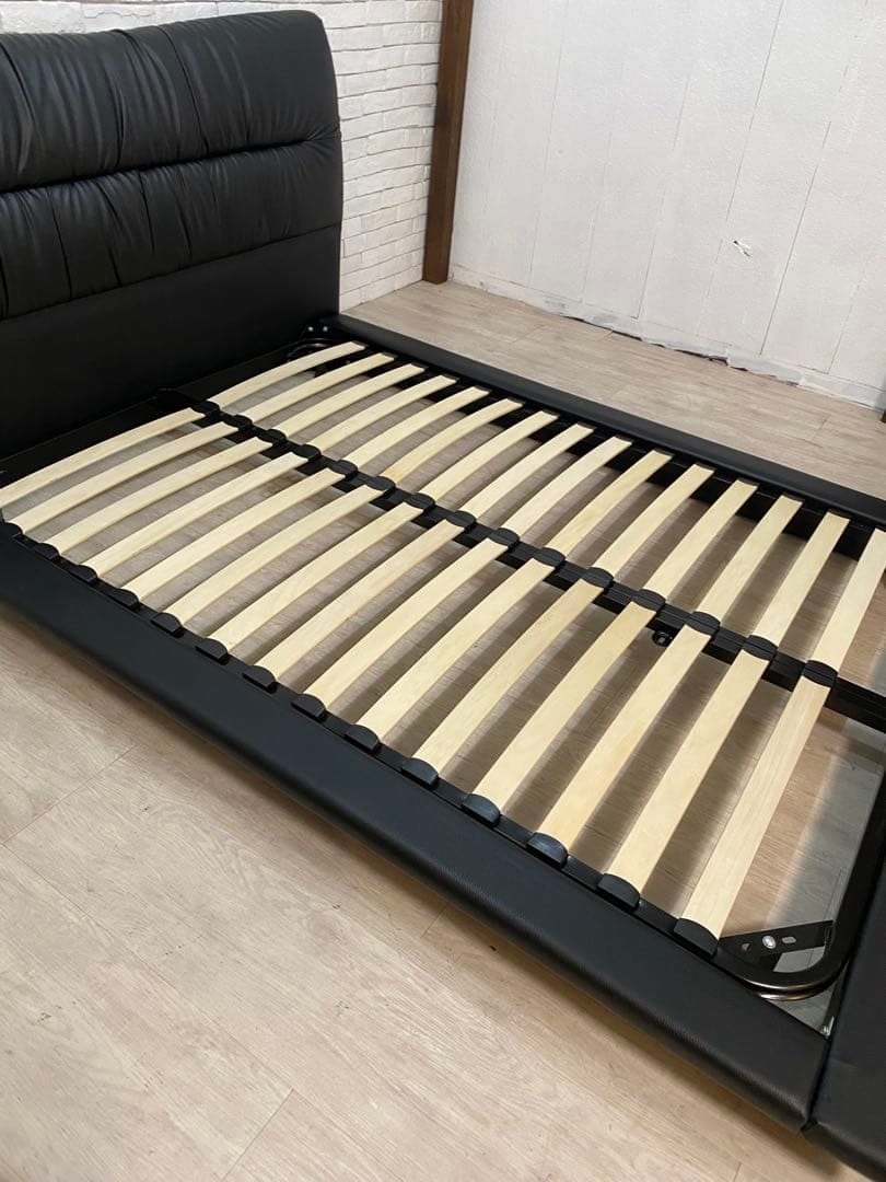 【東京都内23区配送無料】美品　ニトリ　ダブルベット　床置き　ブラック　フレーム