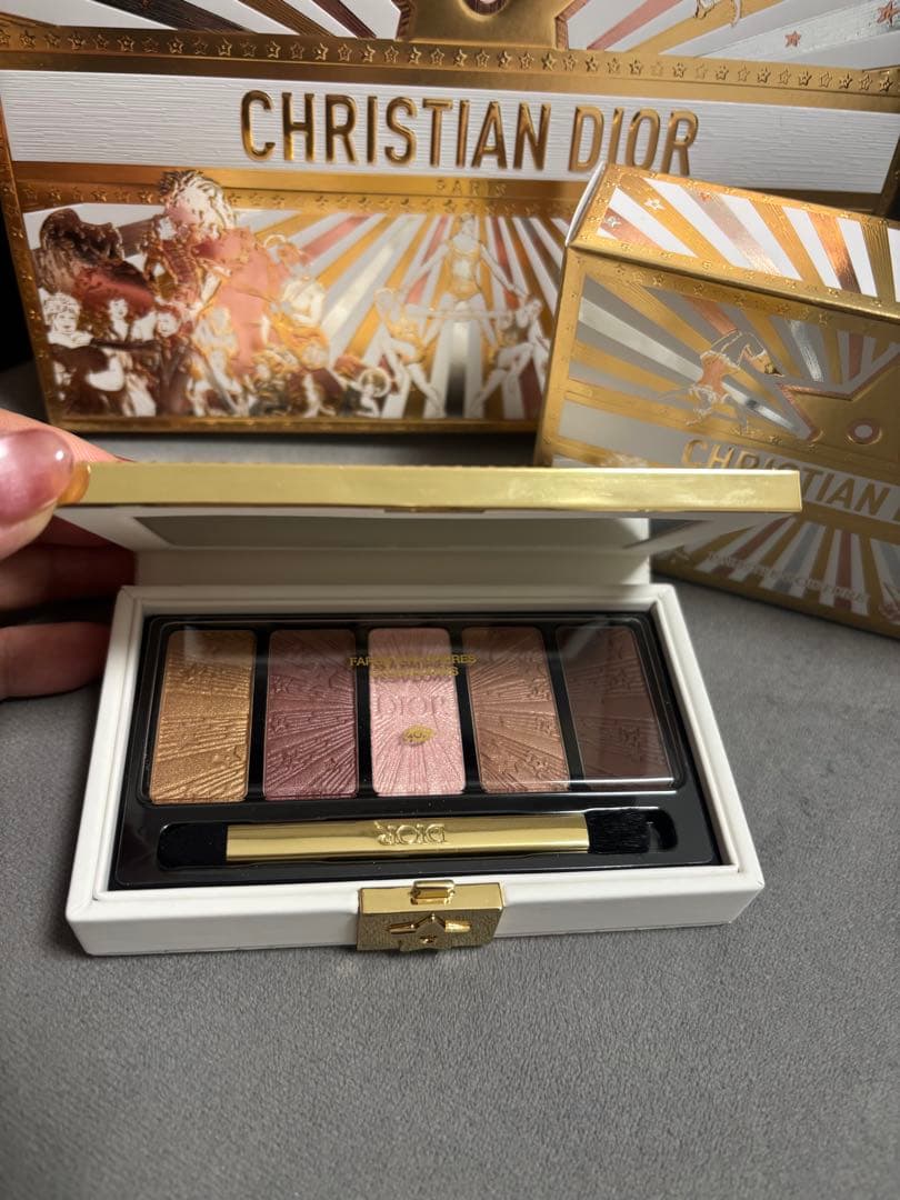 Dior クチュール アイ パレット ホリデー コレクション 2025