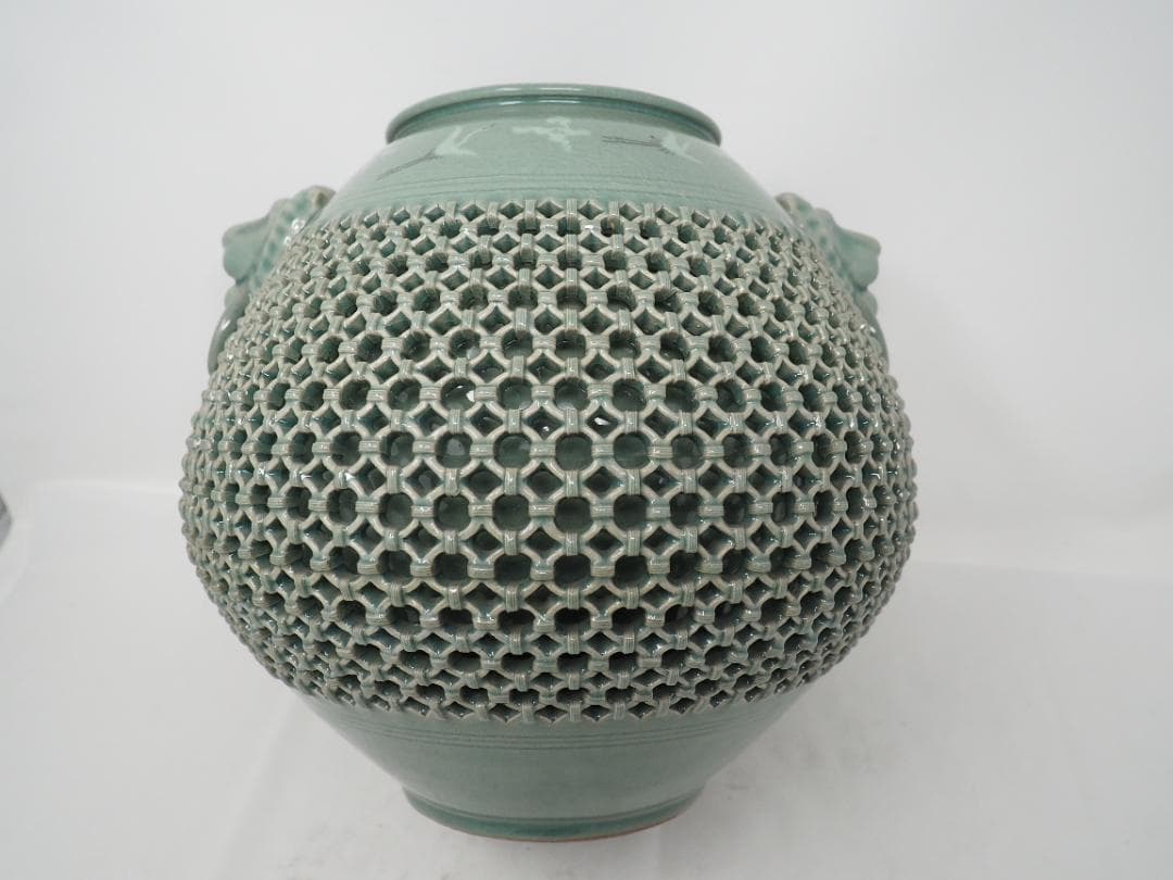 網目透かし彫り壺　鶴　獅子　東泉　-SO