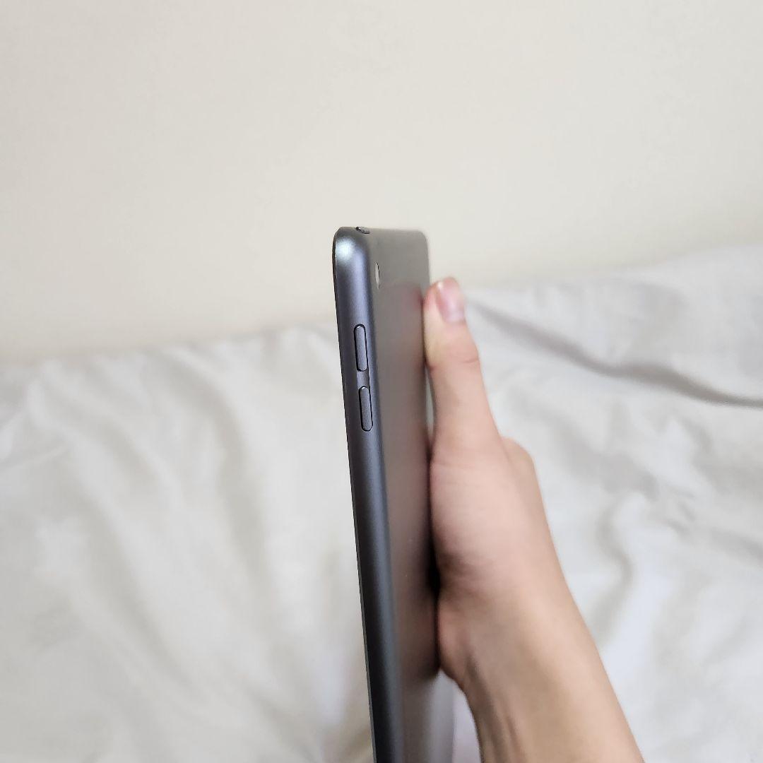 Apple iPad 第７世代 32GB バッテリー容量97%