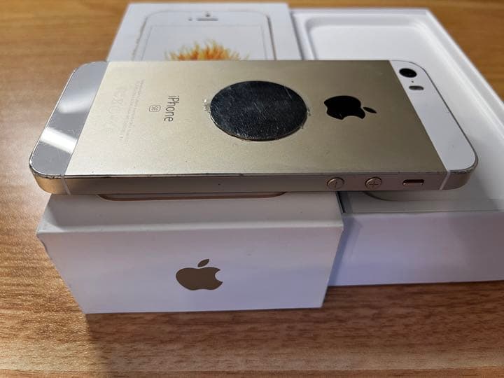 SIMフリー iPhone SE 第1世代 128GB SIMフリー ゴールド