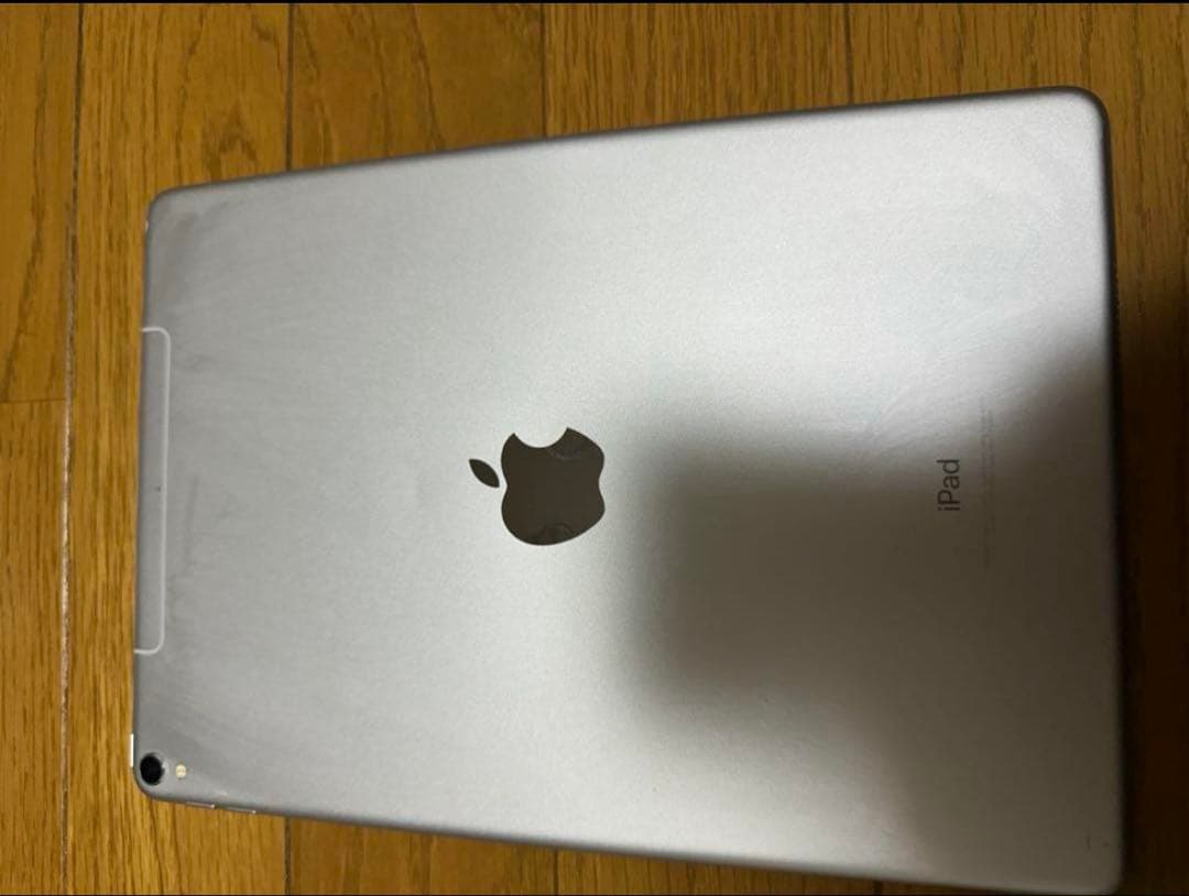 Apple iPad Pro 第1世代 10.5インチ シルバー