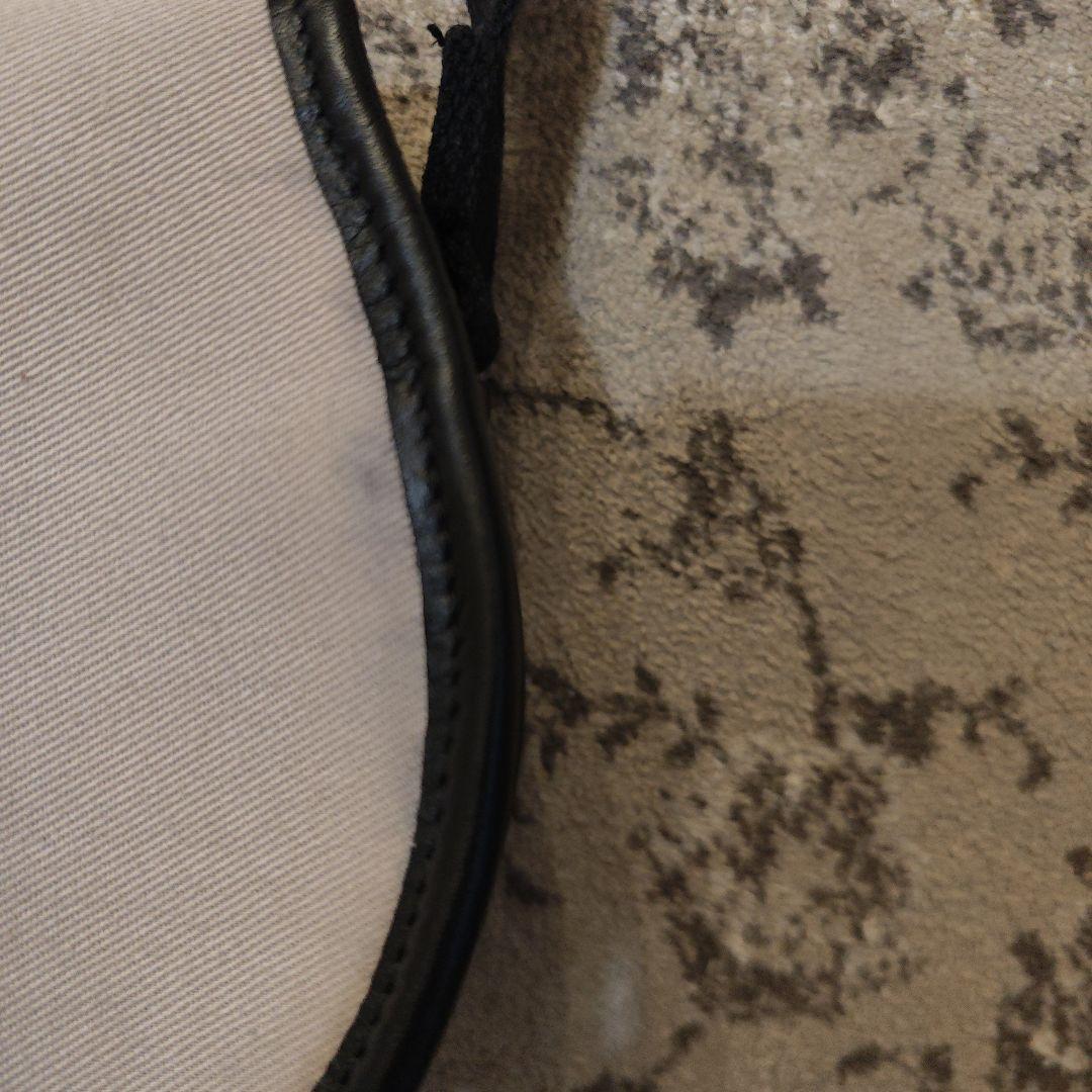 Brady AIRE MINI ショルダーバッグ TAUPE