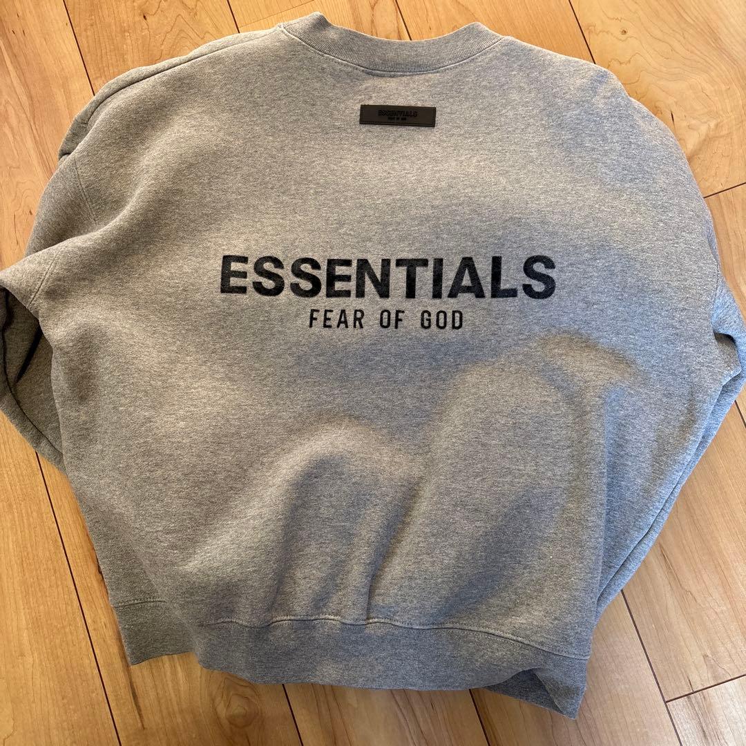 essentials crewneck スウェット