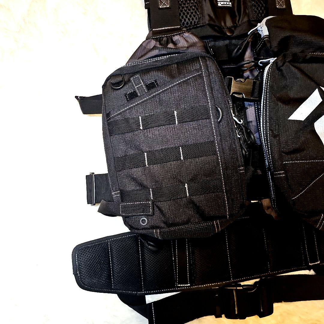 【超極美品】ダイワ ベンチクールゲームベストIV フリー DF-6109