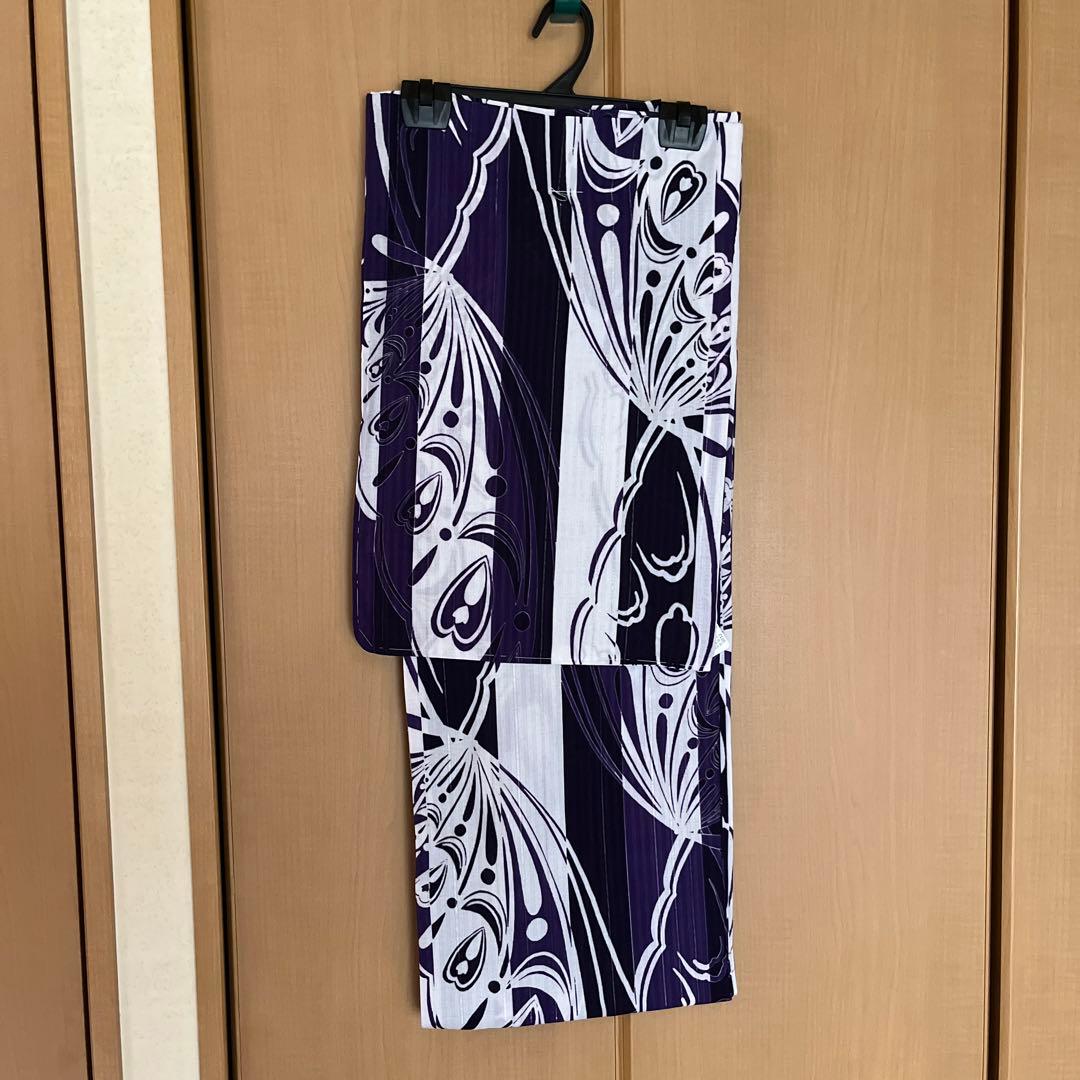 レディース　仕立て上がり　浴衣　白×紫　縦縞　地模様　蝶柄　スッキリ　ストライプ