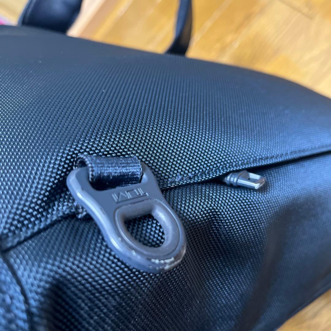 トゥミ　シップスバック