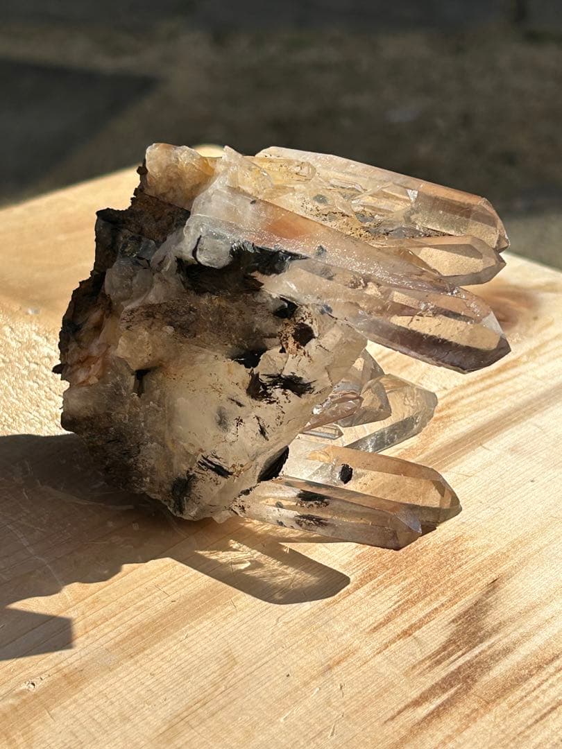 ヘマタイト水晶クラスター天然石非常に珍しい水晶29,800 ‼️大特価SALE