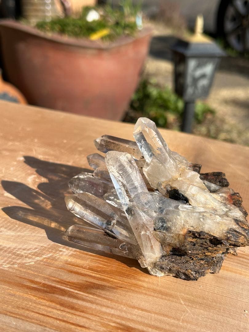 ヘマタイト水晶クラスター天然石非常に珍しい水晶29,800 ‼️大特価SALE