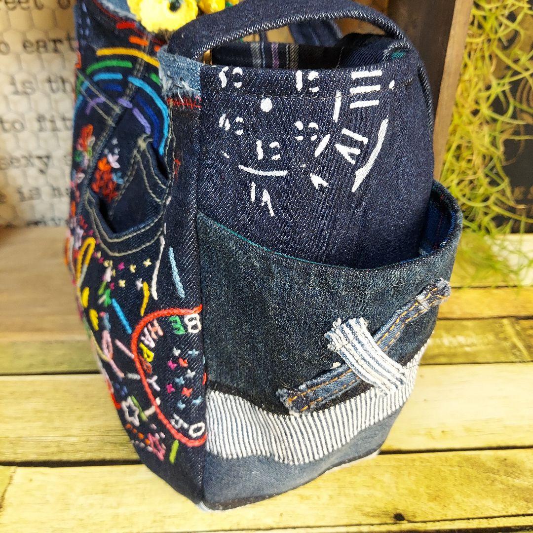 刺繍デニムバック　No.636　デニムリメイク　チューリップバック　スマイリー