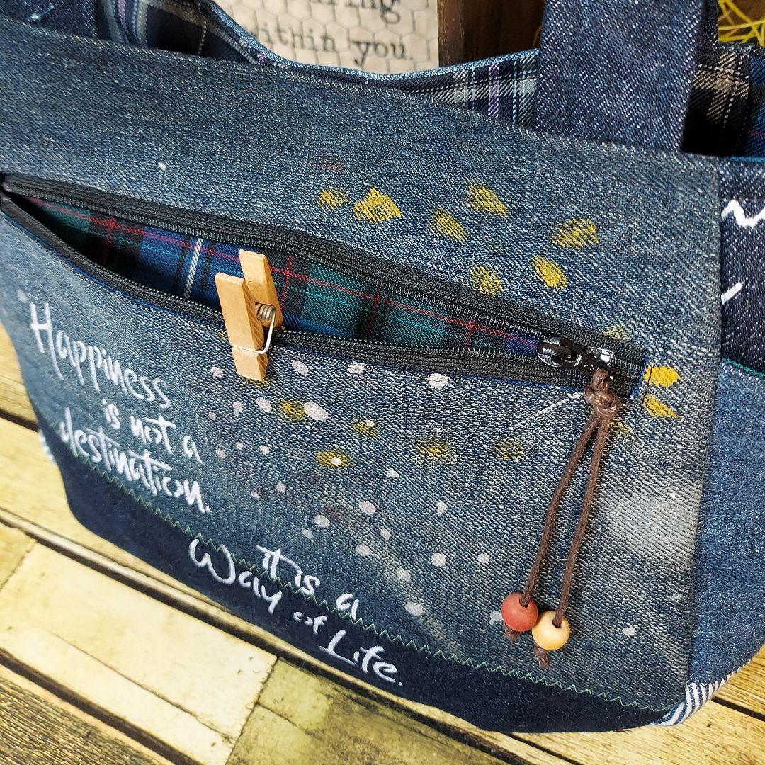 刺繍デニムバック　No.636　デニムリメイク　チューリップバック　スマイリー