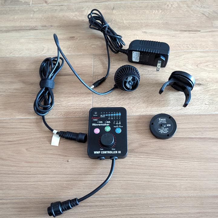 海道システム水槽 + FORCE(Jebao)ウェーブメーカーWMP4000RS