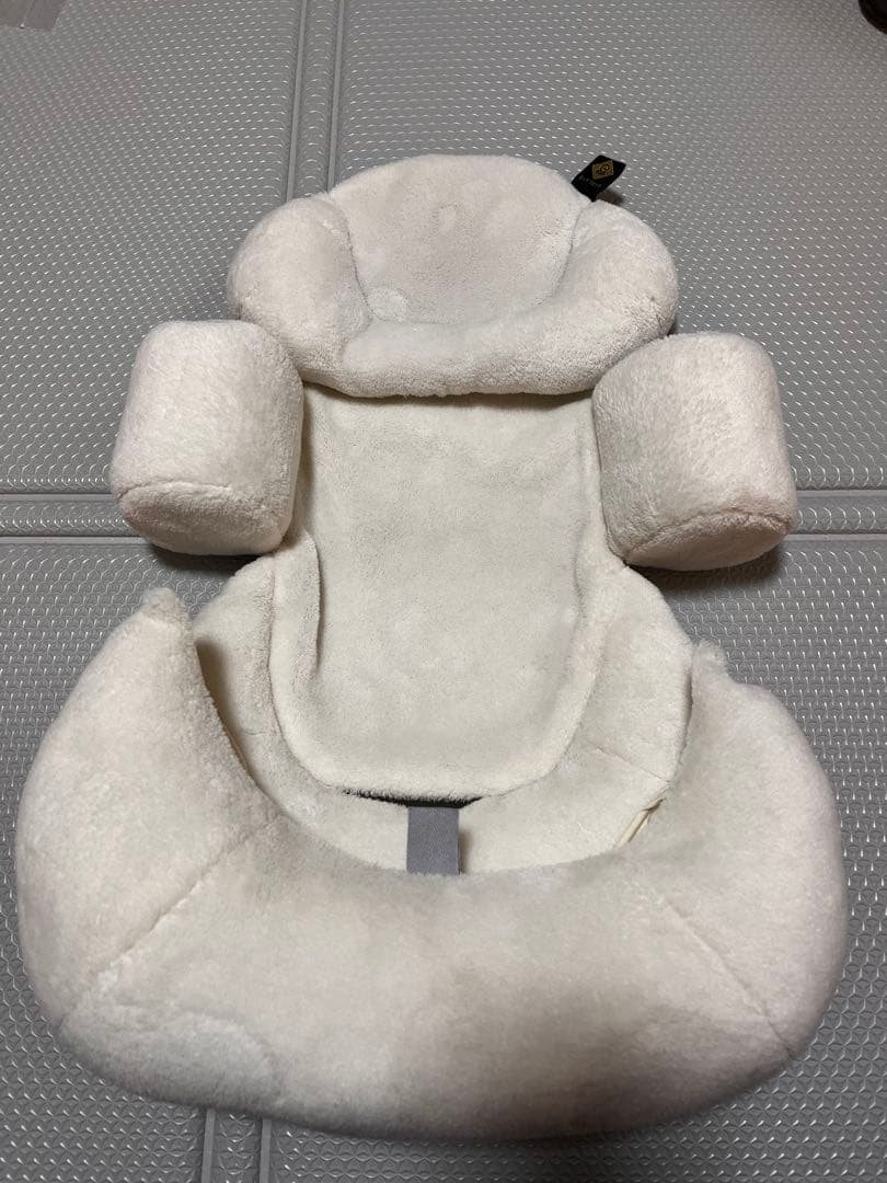 Combi ネムリラ AUTO SWING BEDi EG ベビーラック