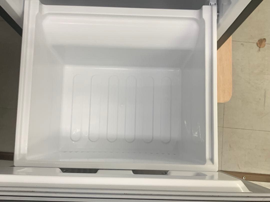 SHARP 冷凍冷蔵庫 152L 2023年製 SJ-15E2-B