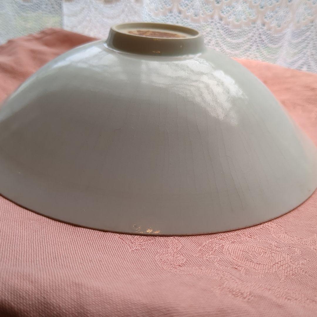 北宋青白磁 刻花嬰戯牡丹文碗 中国骨董 香港の現地オークションで購入