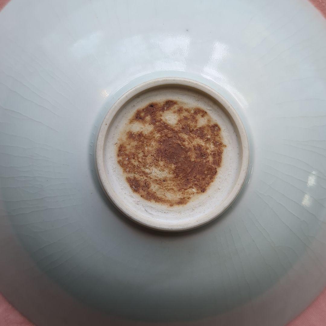 北宋青白磁 刻花嬰戯牡丹文碗 中国骨董 香港の現地オークションで購入