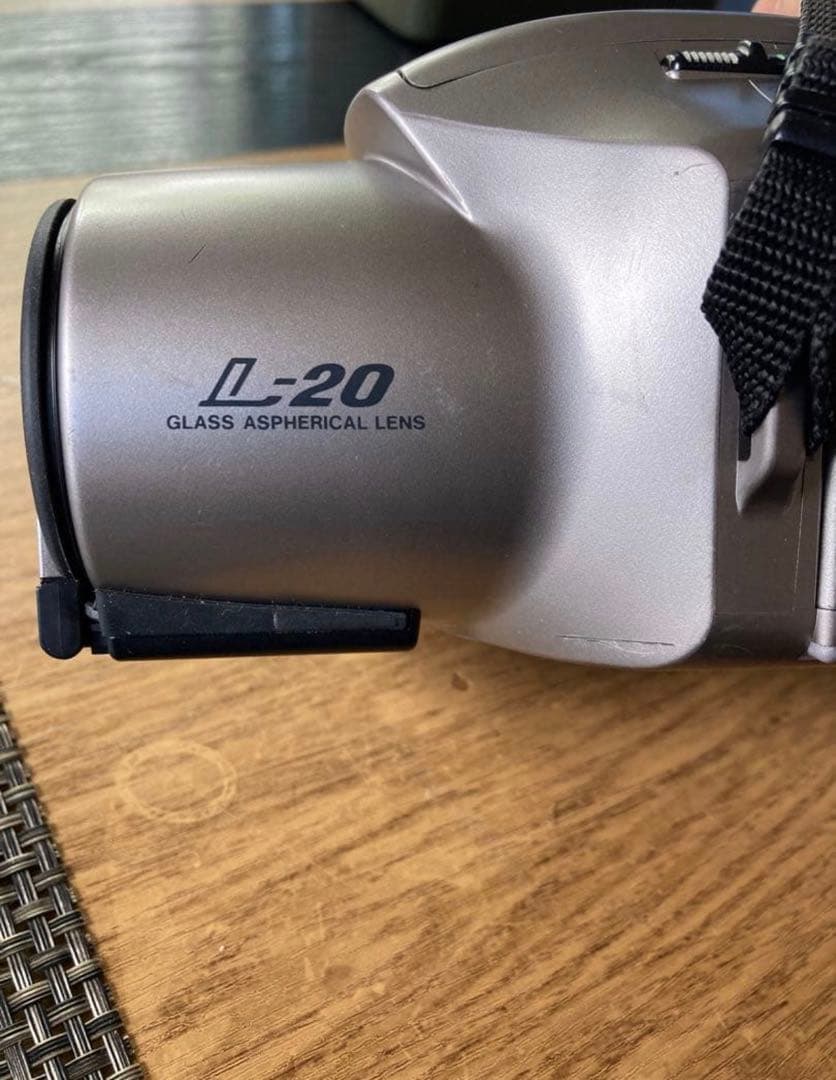 OLYMPUS L-20 フィルムカメラ 望遠レンズ・三脚付き