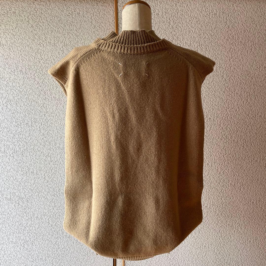 【美品】メゾンマルジェラ ベージュ ウールリネンタバード ノースリーブ ベスト
