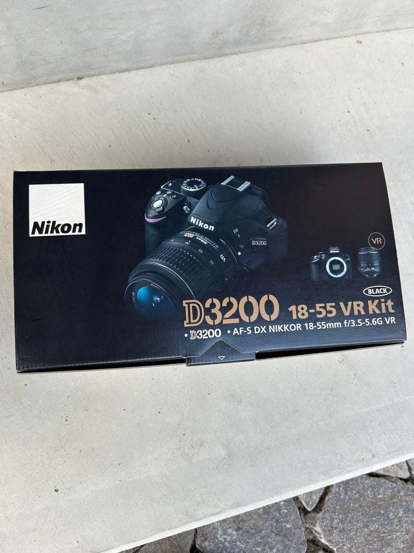 Nikon デジタル一眼レフ　D3200 18-55VR Kit