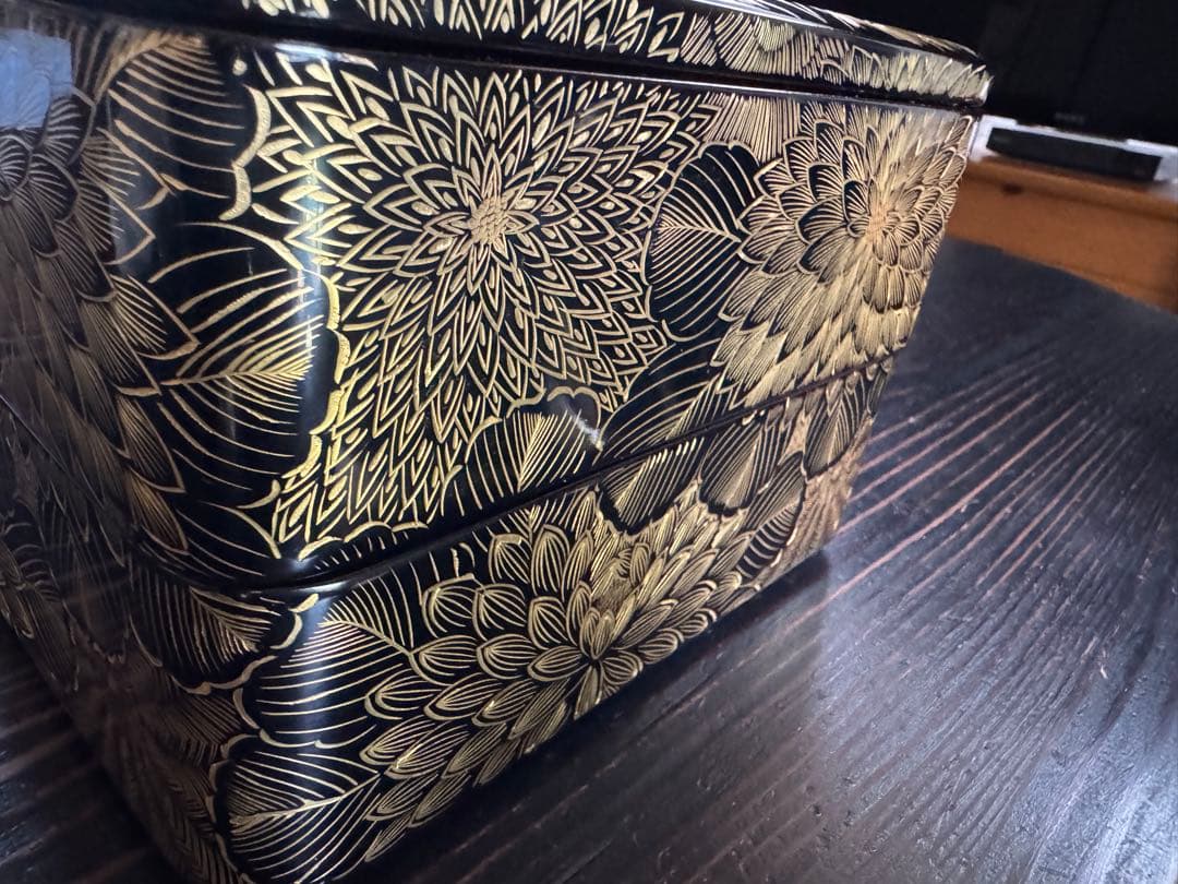 輪島塗（重要無形文化財）沈金 花詰文 二段重