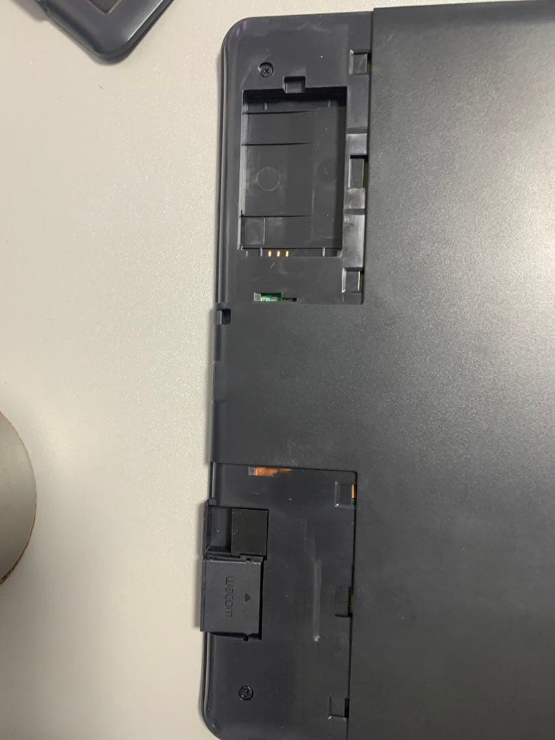 動作確認済 wacom intuos pro medium PTH-651/K1