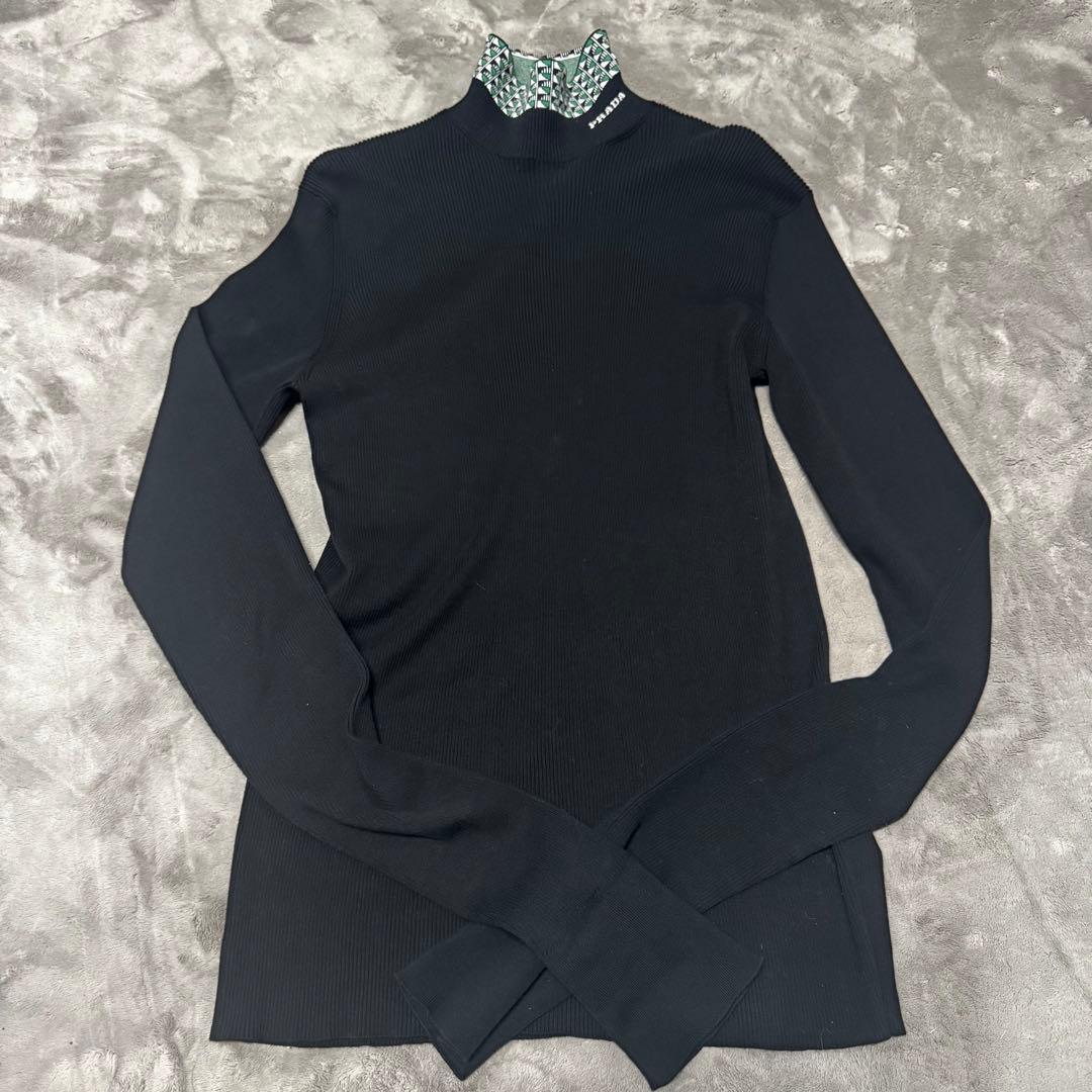 PRADA プラダ　22AW コットンタートルネック　セーター　ニット　ロゴ 黒