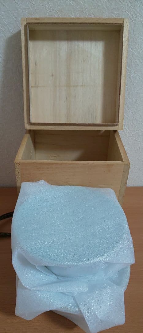 朝鮮王朝時代 李朝時代 高台祭器 青磁白磁2個セット 木箱入り