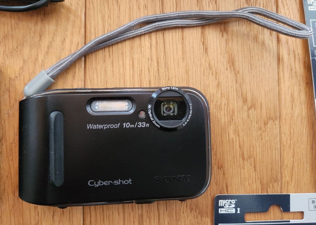 SONY Cyber-shot DSC-TF1　予備電池　サンディスク4GB2枚