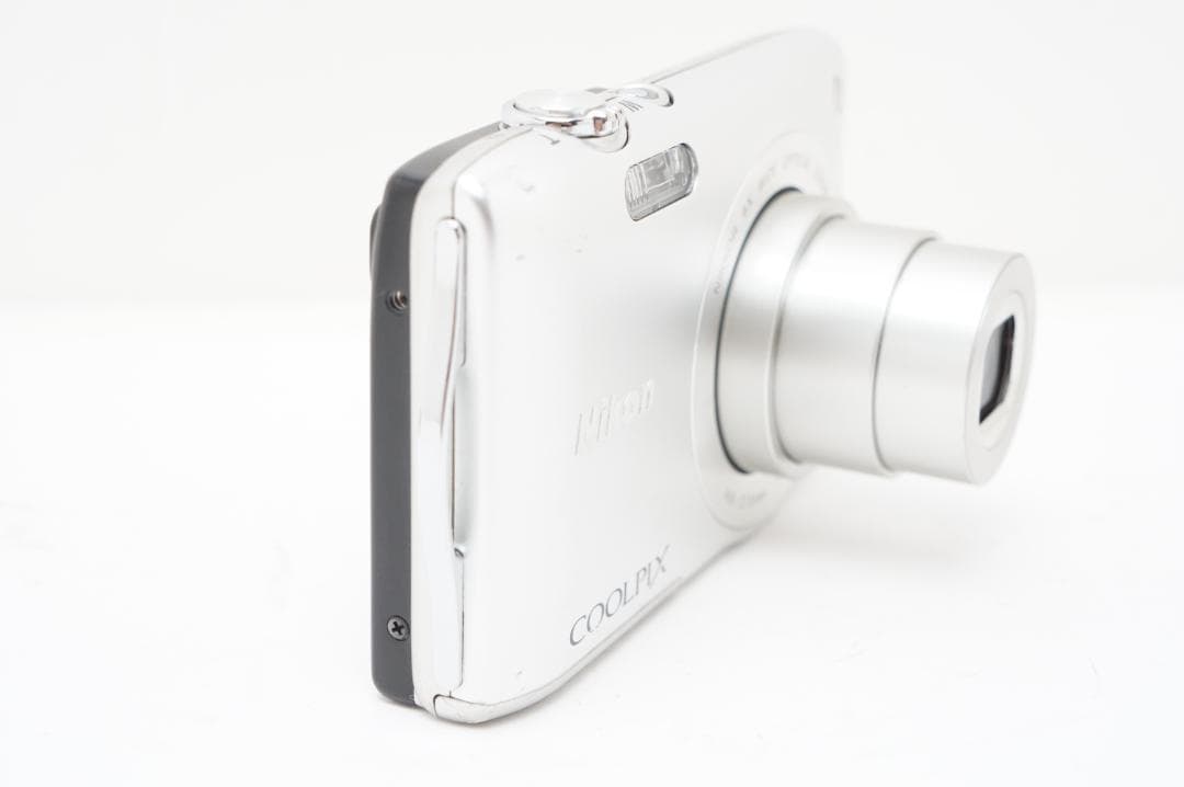 Nikon COOLPIX S3300 クールピクス