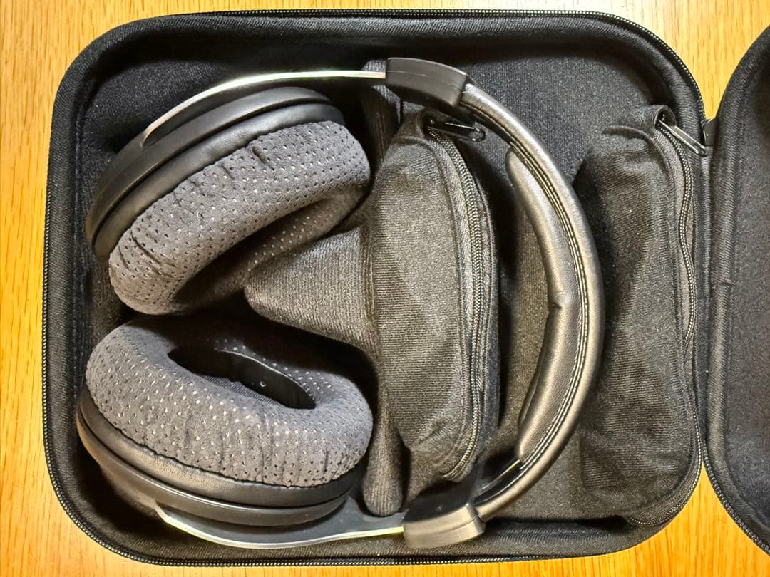 SHURE SRH1540-BK-A 密閉型モニターヘッドホン