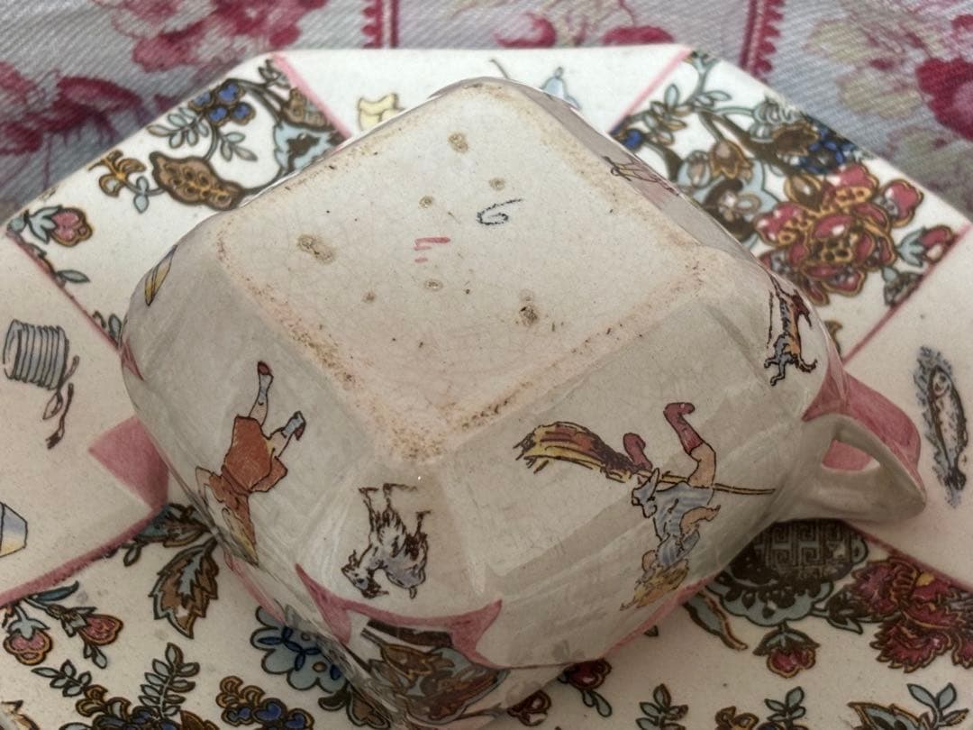 希少フランスアンティーク　サルグミンヌ　アンファンリシャールのカップ&ソーサー④