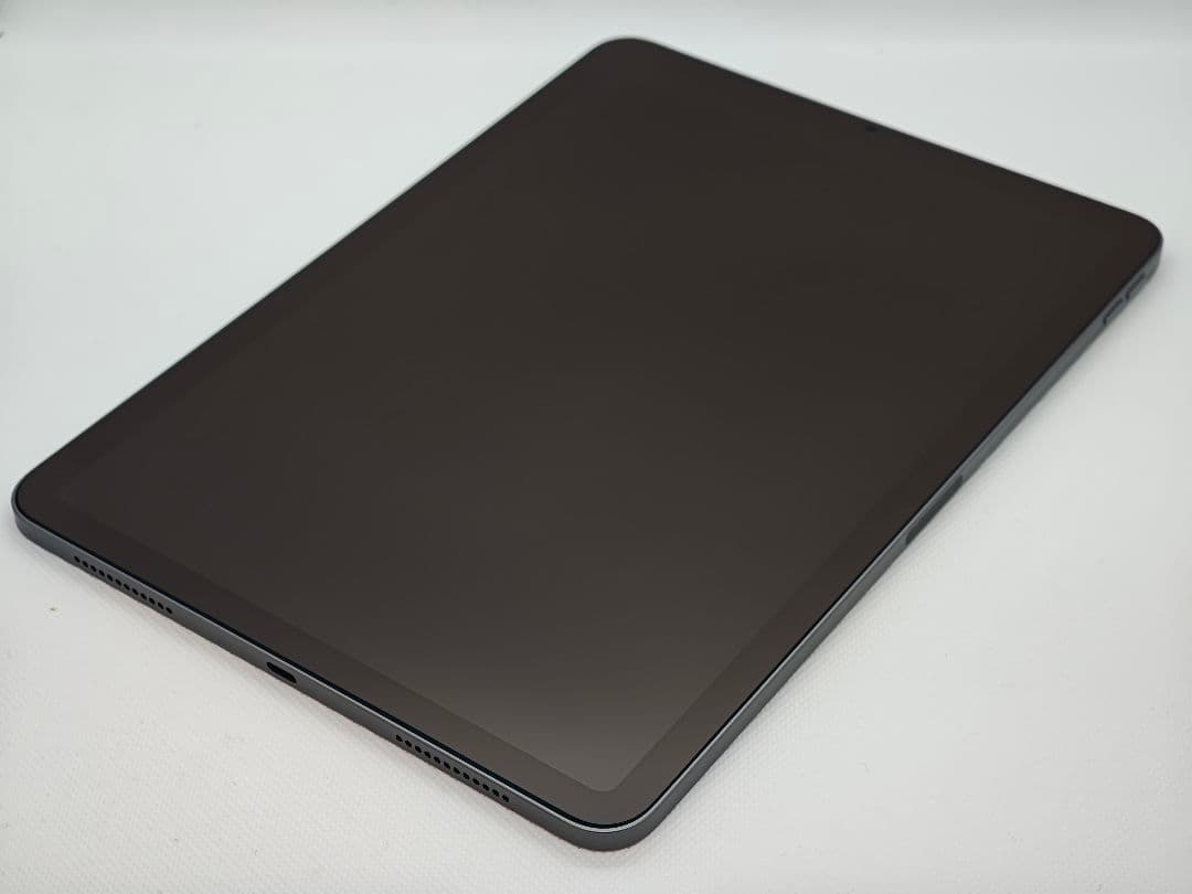 【中古美品】iPad Air 第5世代 WiFiモデル 64GB スペースグレイ