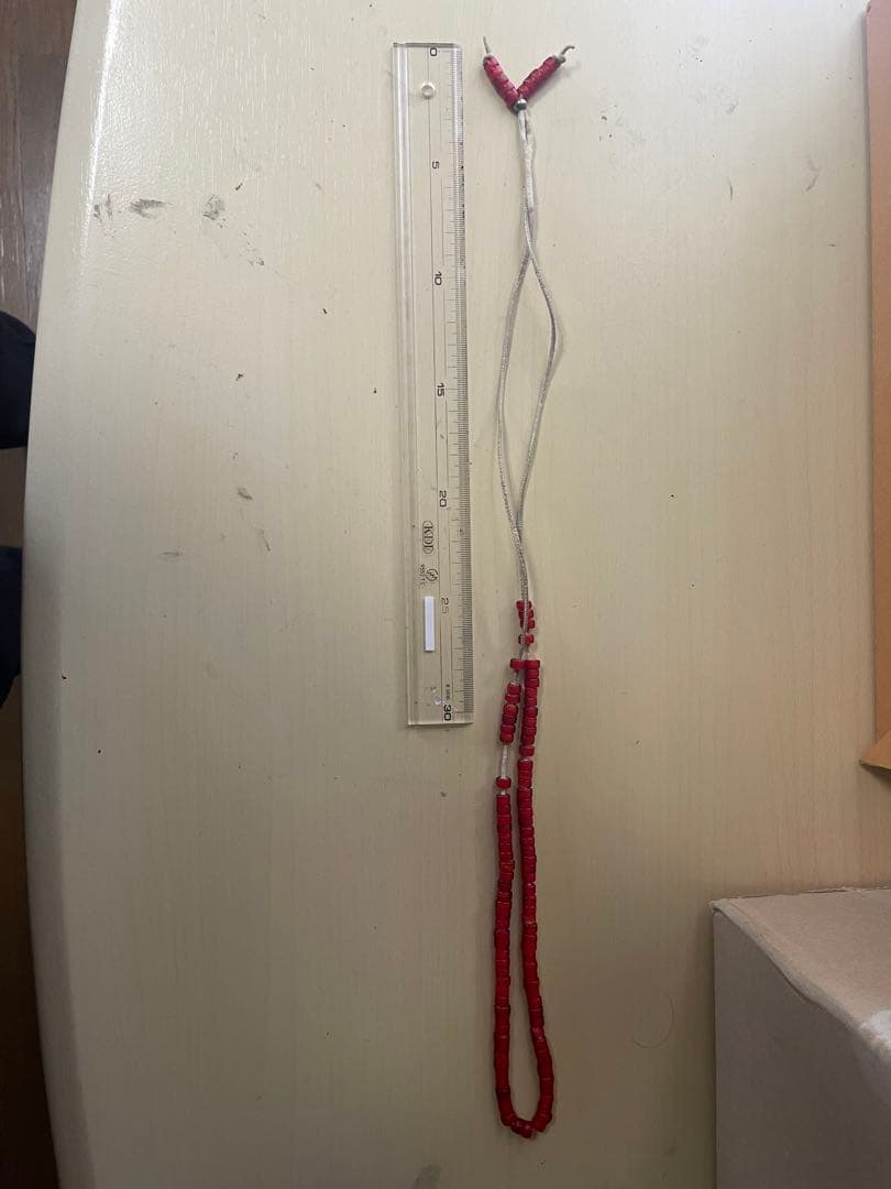 Special light ホワイトハーツ　ビーズネックレス　白✖︎赤