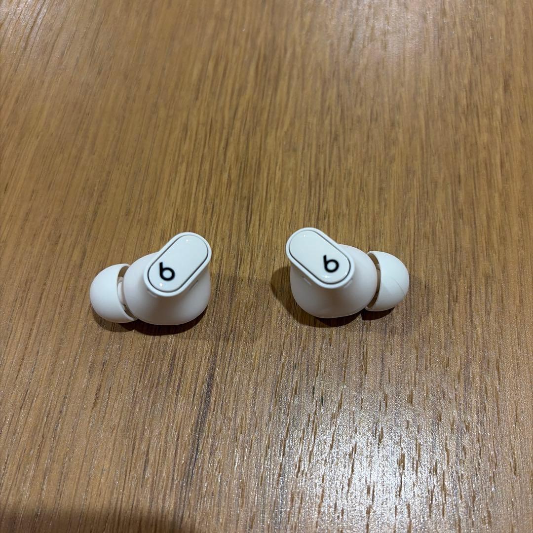 【中古】　Beats Studio Buds + アイボリー