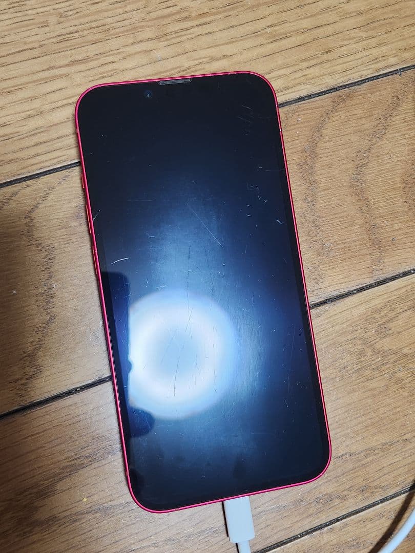 まーです。iphone 14 128GB レッド　訳あり