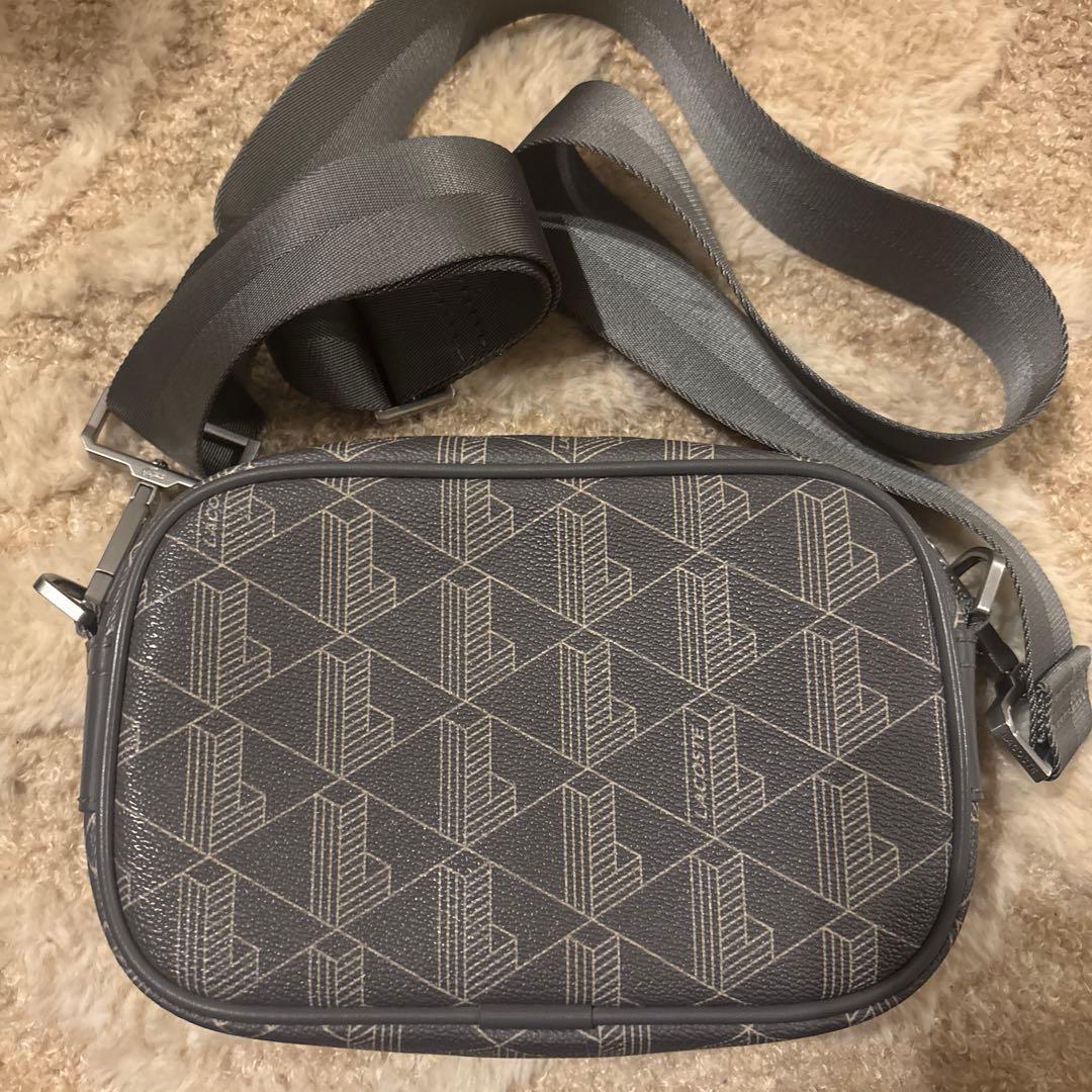 LACOSTE ショルダーバック