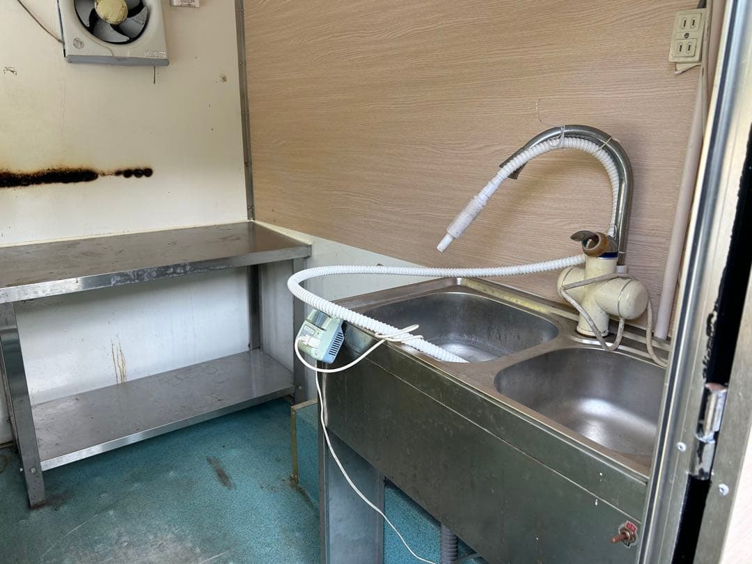 週末セール　屋台　キッチンカー　移動販売