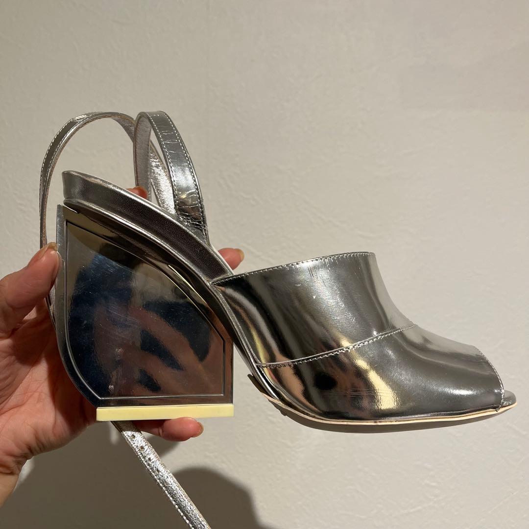 美品 Maison Margiela マルジェラ シルバーオープントゥサンダル