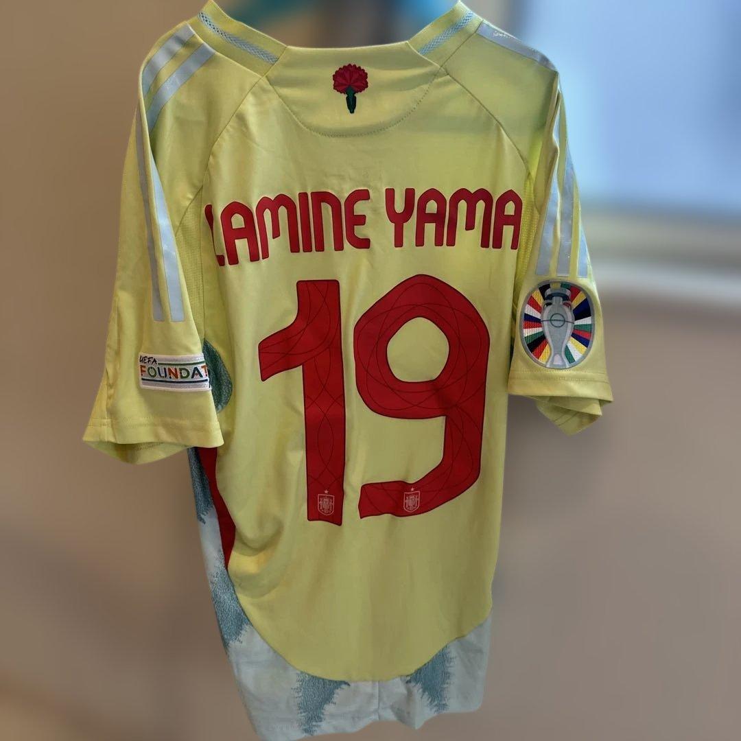 スペイン代表 adidas イエローシャツ 19番 ヤマル