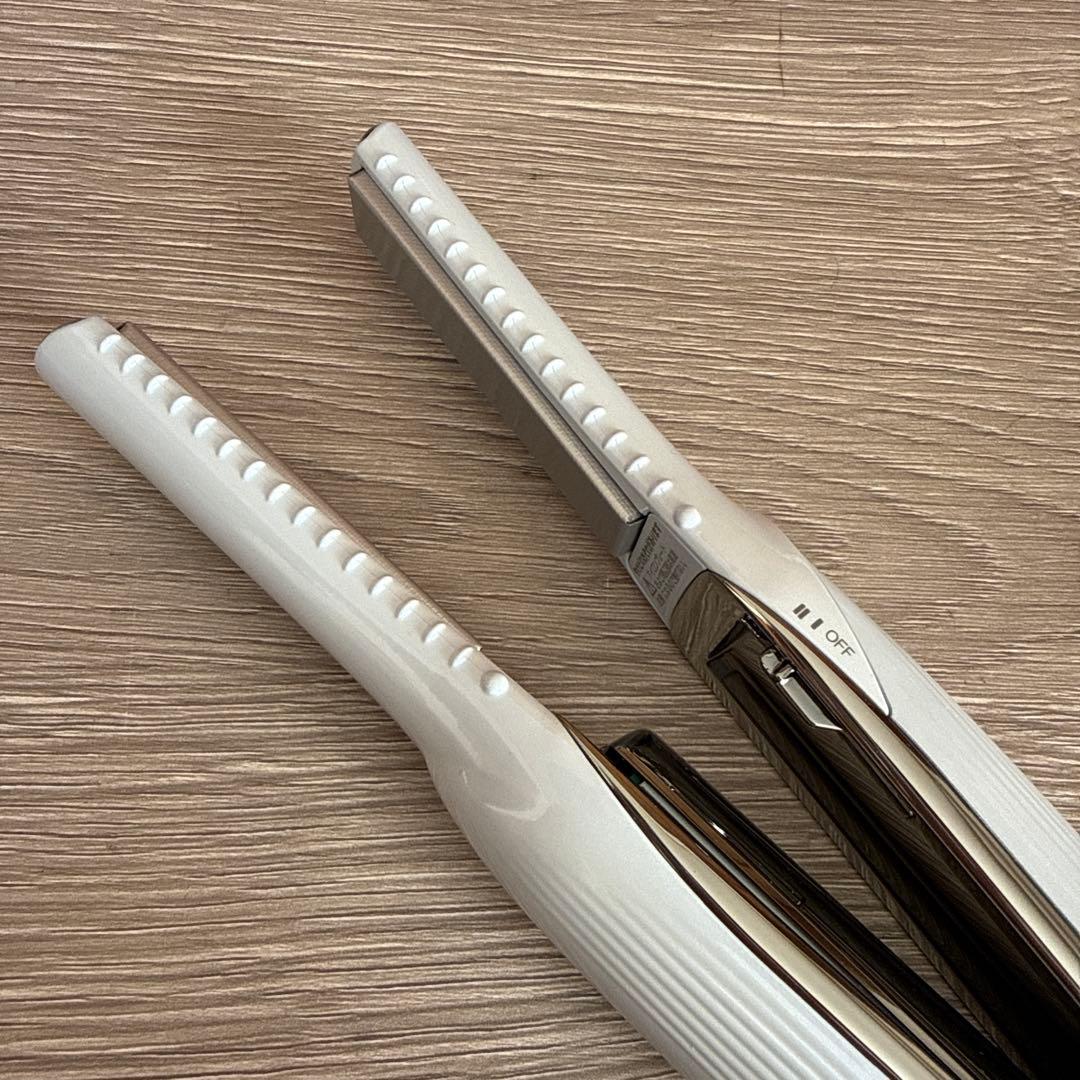 リファ　ミニアイロン