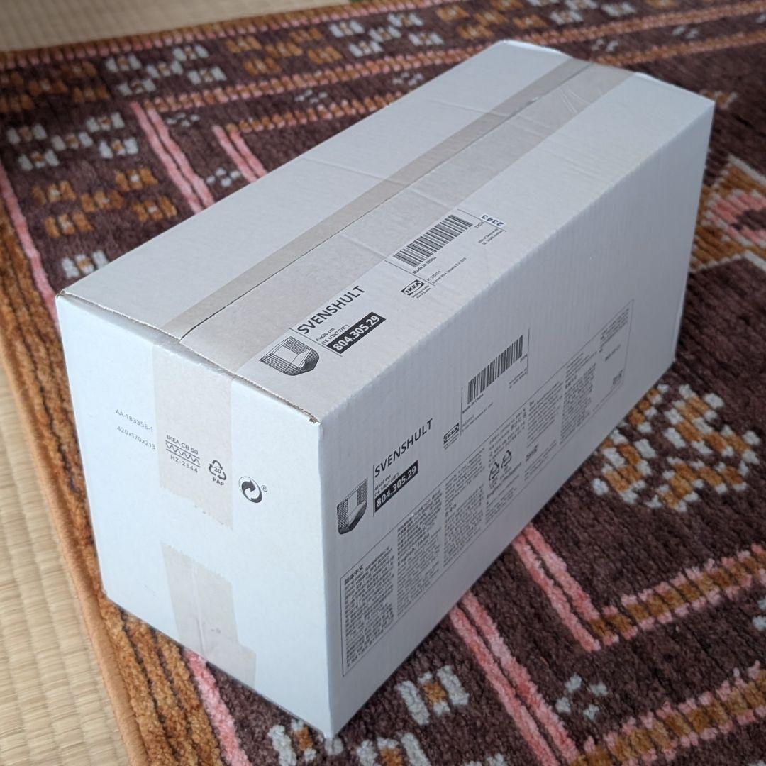 IKEAイケア ウォールシェルフSVENSHULT スヴェンスフルト　赤