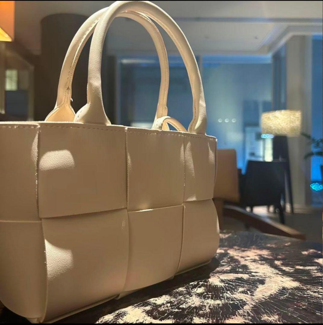 ☆(●´ω｀●)即購入まる様☆　大人気デザインレザートートバッグ