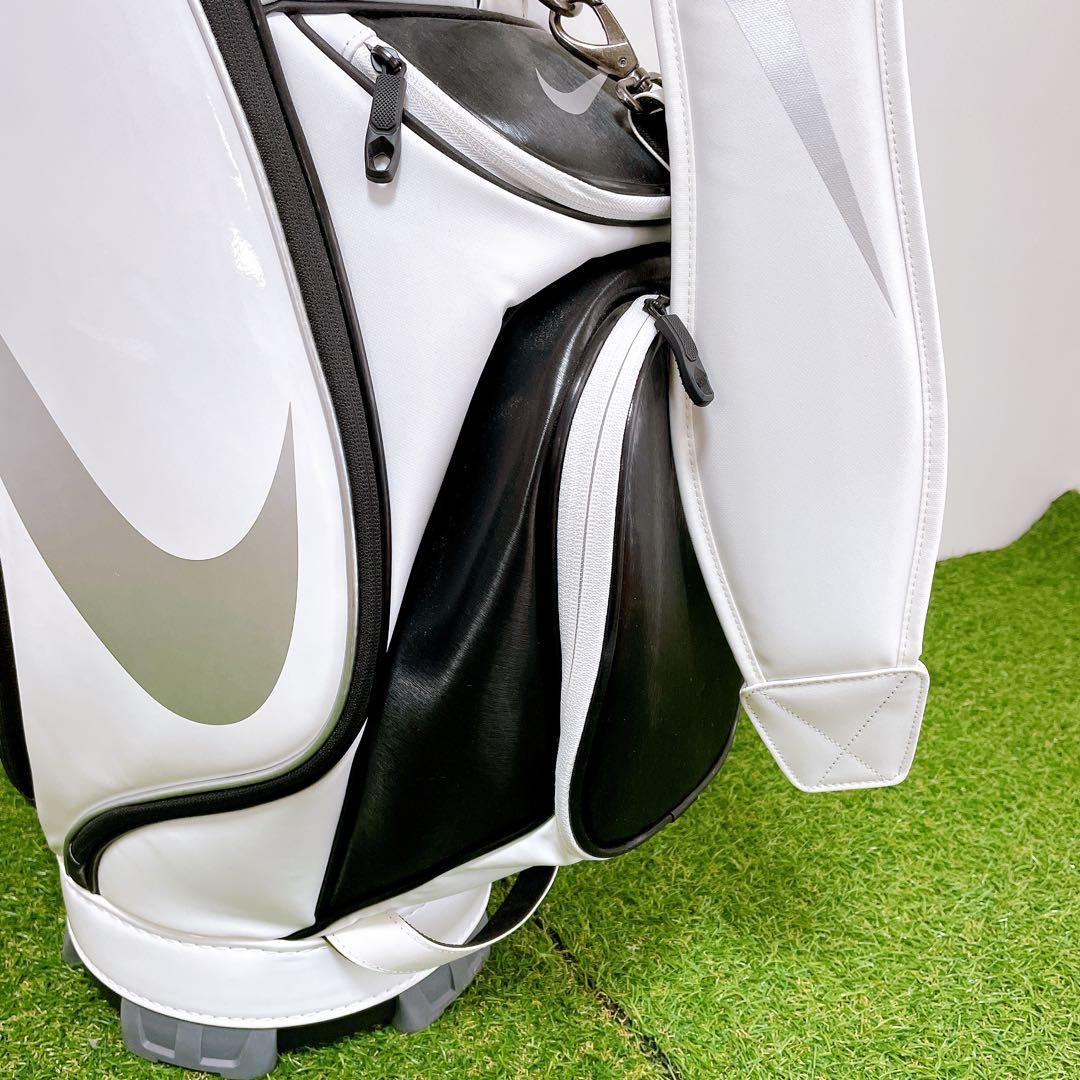 美品　NIKE キャディバック　ホワイト　エナメル　GF3006 9型　黒