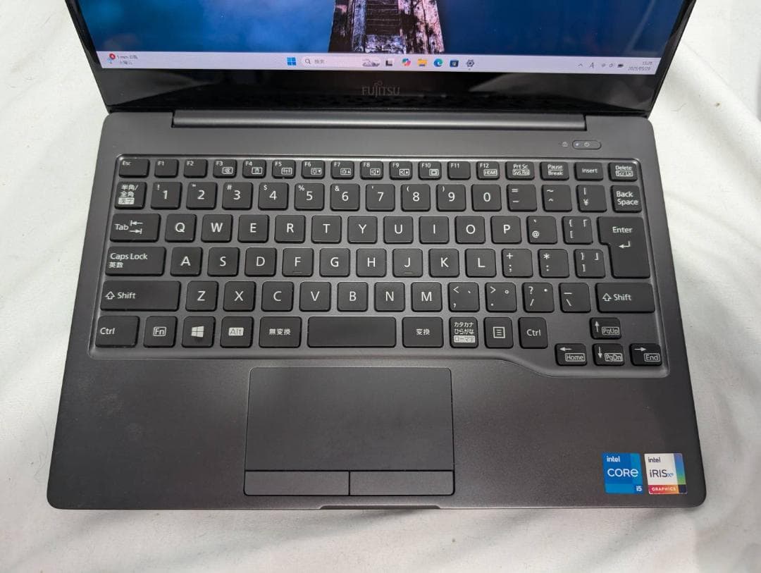 ☆有機EL☆ 富士通 WC2/E3 第11世代 i5-1135G7 高速SSD