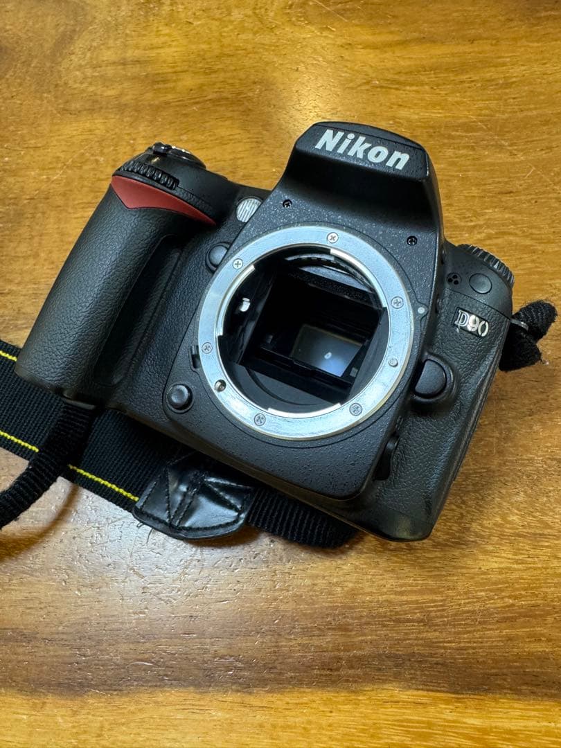 【美品】NIKON ニコン D90 デジタル ボディ バッテリー充電器付属