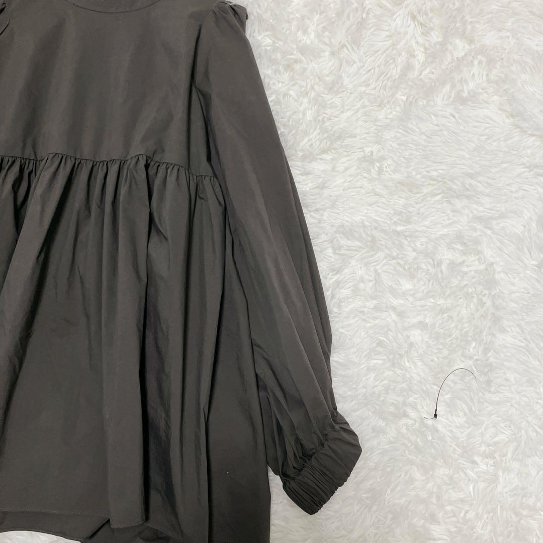 美品 ヨリ パフスリーブブラウス　yori 38 バックリボン フレア ギャザー